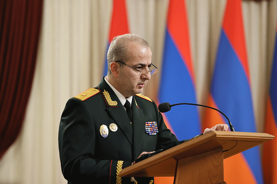 Миниатюра новости: ԱԱԾ տնօրեն Արմեն Աբազյանը՝ ադրբեջանցի բլոգերի՝ Հայաստանում հայտնվելու մասին