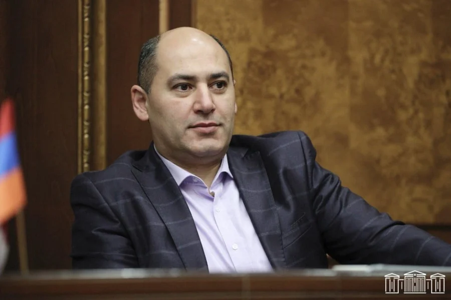 Миниатюра новости: Մարտուն Գրիգորյան. ՔՊ-ն Գյումրիում քաղաքապետ չի ունենալու` դա հաստատ է